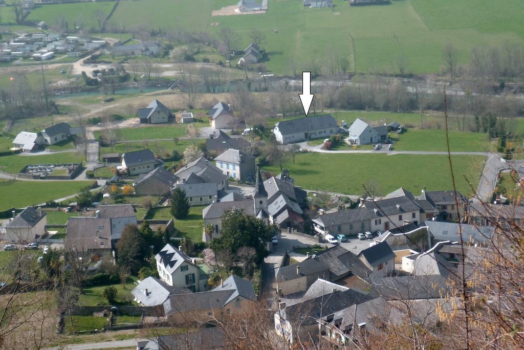 Lo Saunei Laruns Luaran gambar