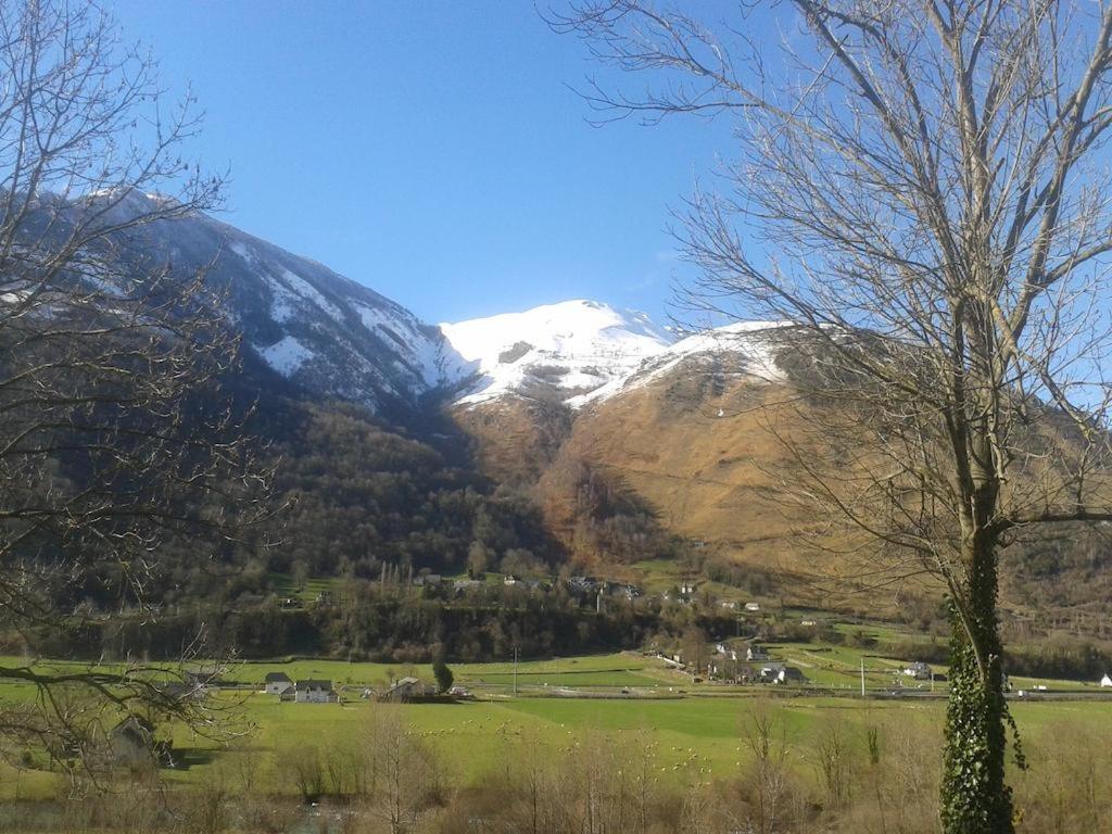 Lo Saunei Laruns Luaran gambar